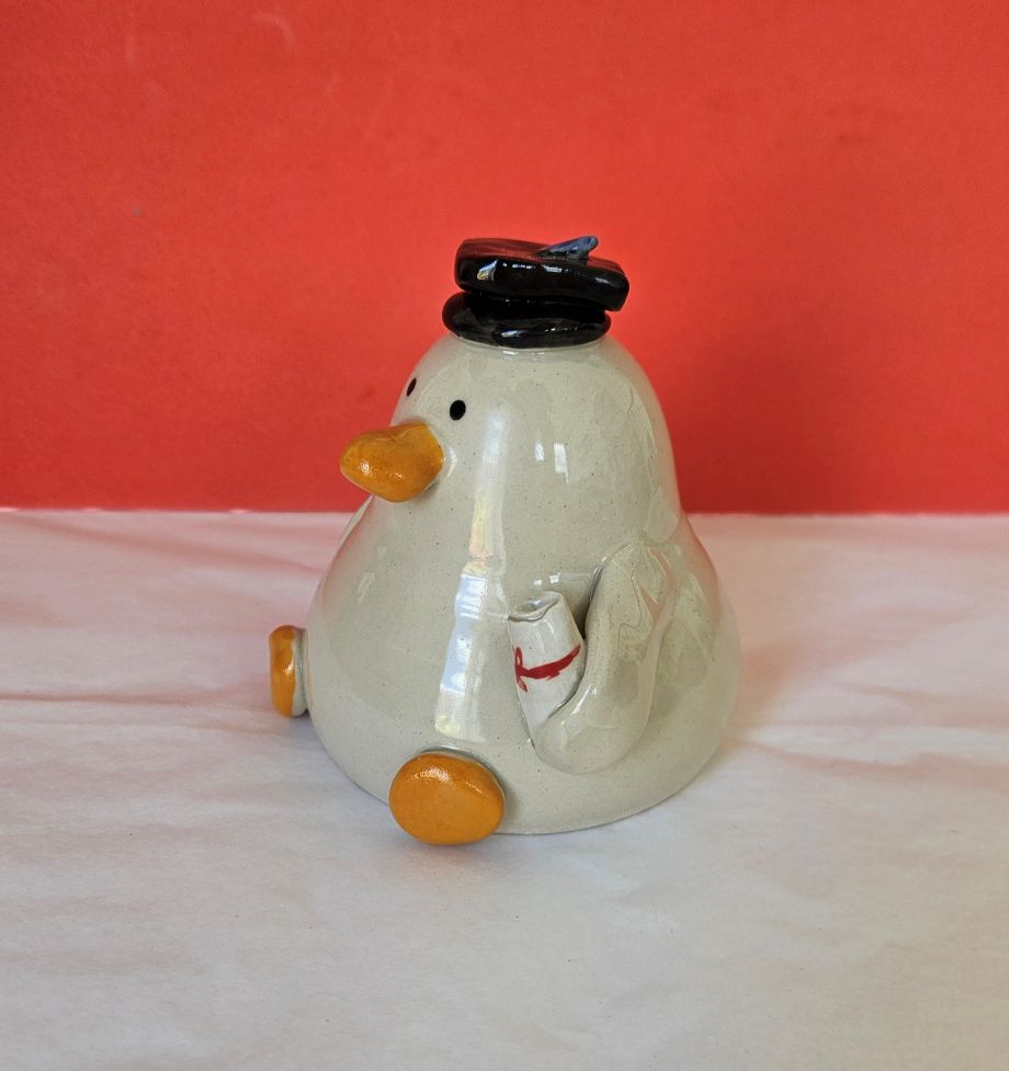 Lee with the Degree (Graduate Duck)