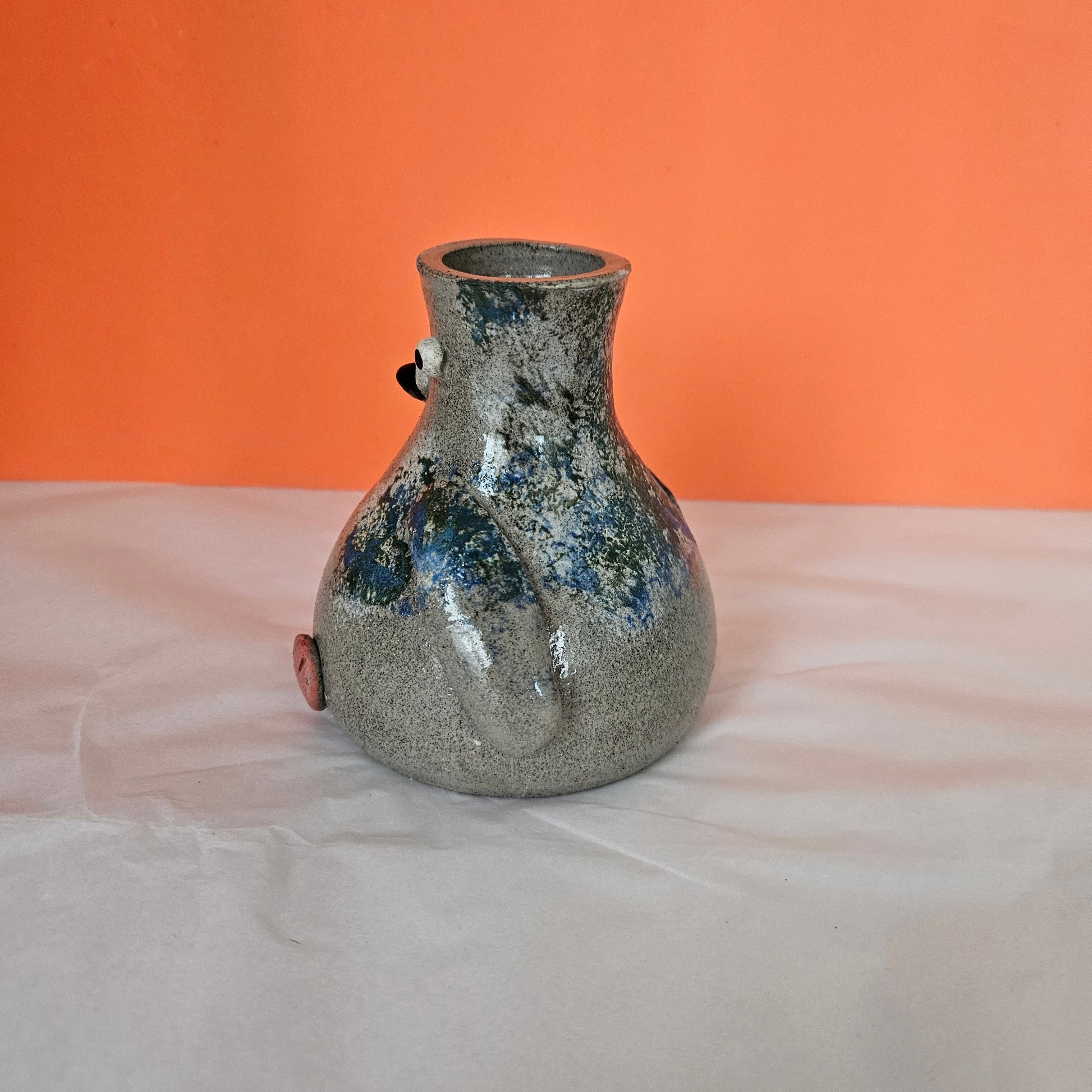 Pigeon Vase - Handmade Ceramic Richard Moonstreet Ceramics